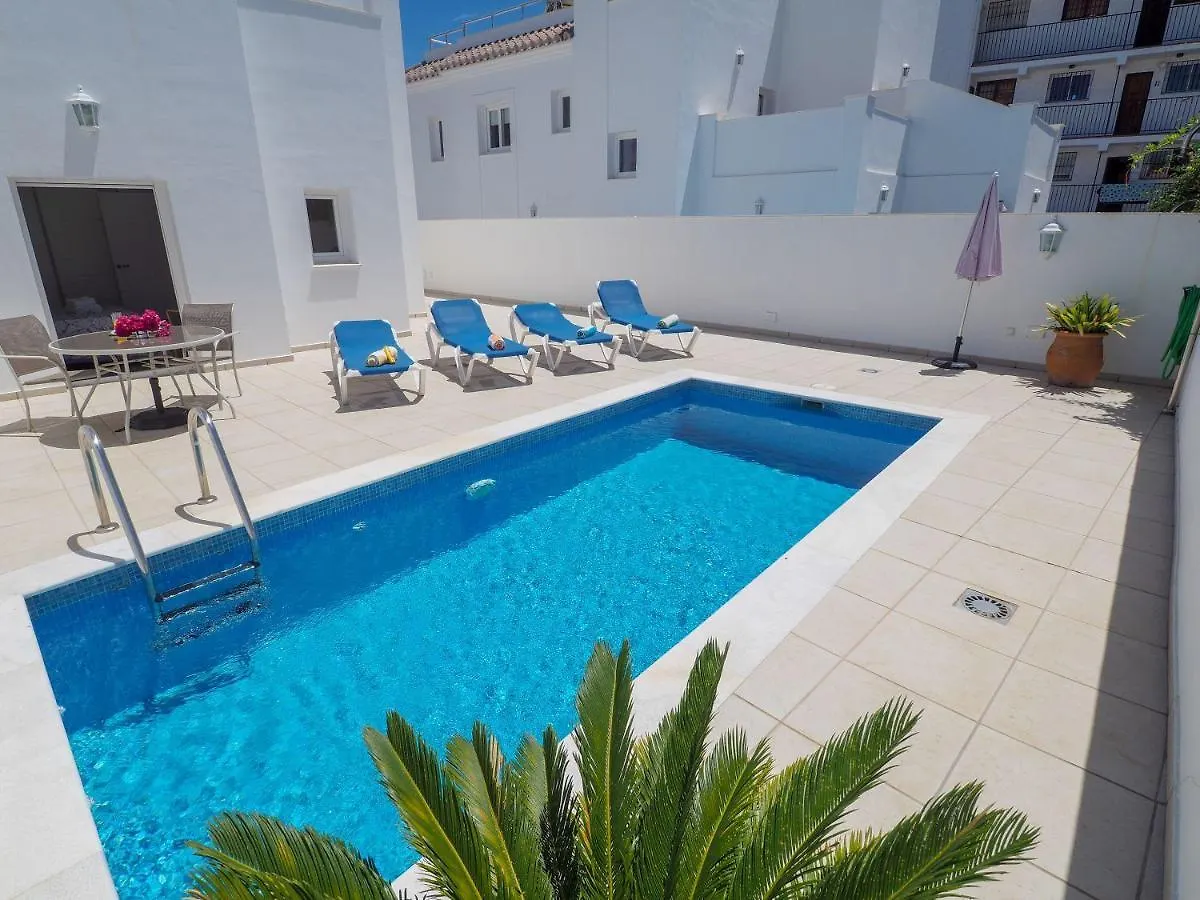 Nerja Paradise Rentals - Villa Ambar 0*,